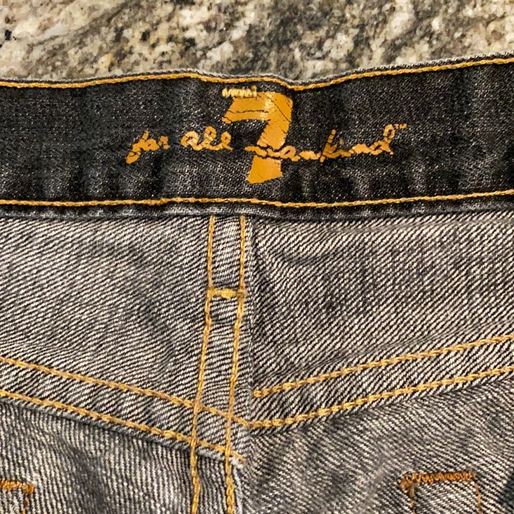 7 For All Man Kind Women’s Cut off Shorts 28